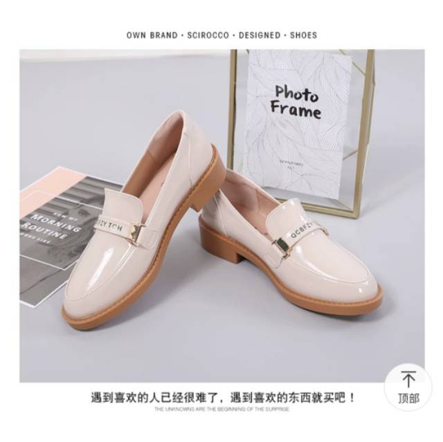 Sepatu loafers wanita / sepatu fashion wanita / sepatu loafers Pointed Toe Bahan Kulit PU