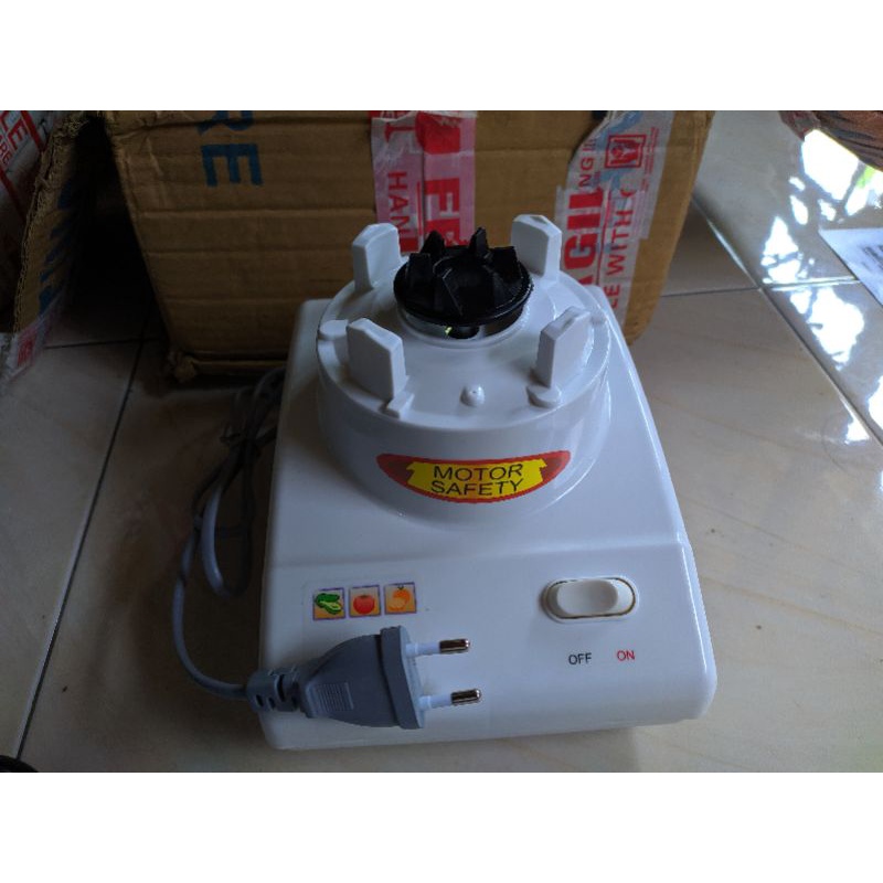 Mesin blender miyako BL 101 / 102