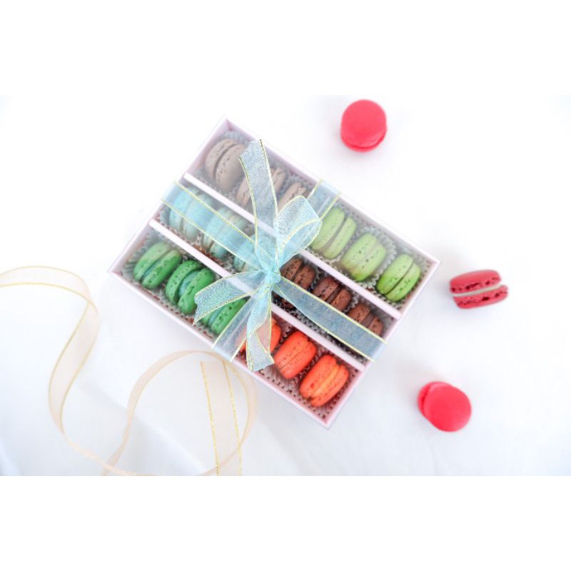 SPECIAL BABY MACARON 18 PCS