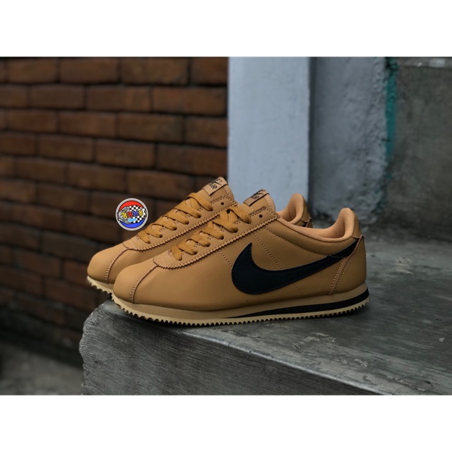 nike cortez brown