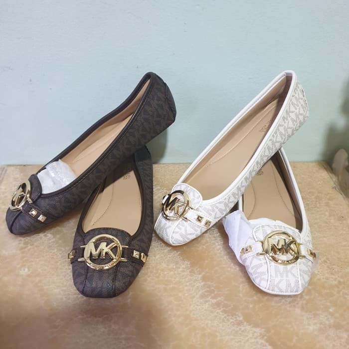 ukuran sepatu michael kors fulton