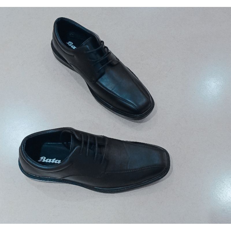 Bata Sepatu Formal Pria Robin Black - 8216146