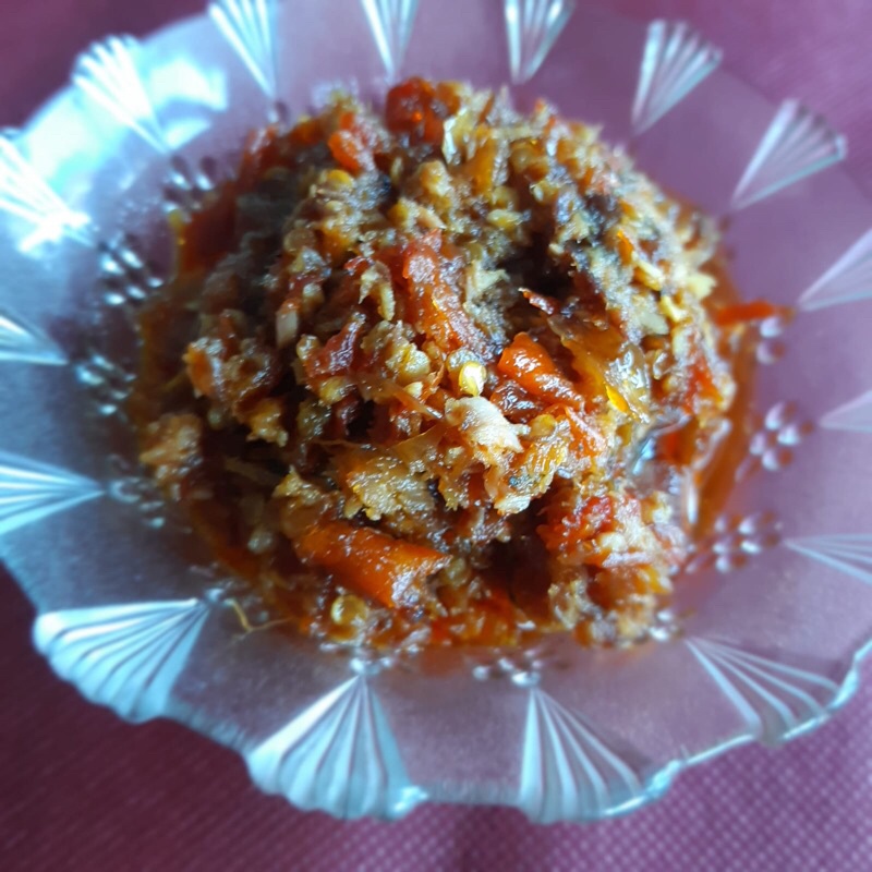 oseng/sambal tuna suwir pedas