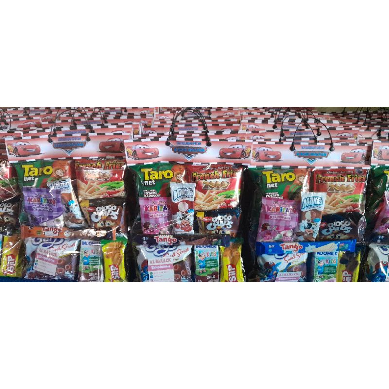 

paket snack ulang tahun,khitan,semua acara 1kg muat 4 bungkus