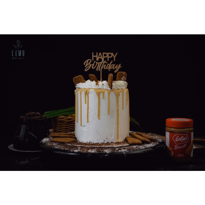 

Lotus Biscoff Birthday Cake