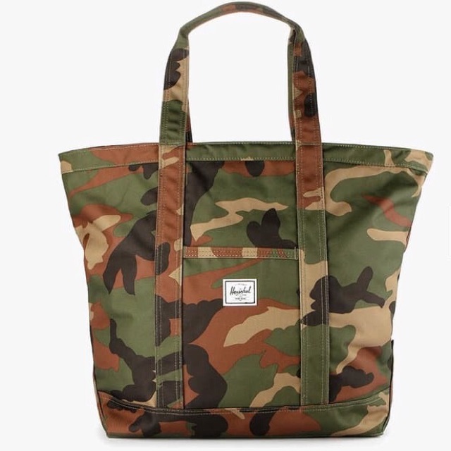 Herschel original tote bag in camo