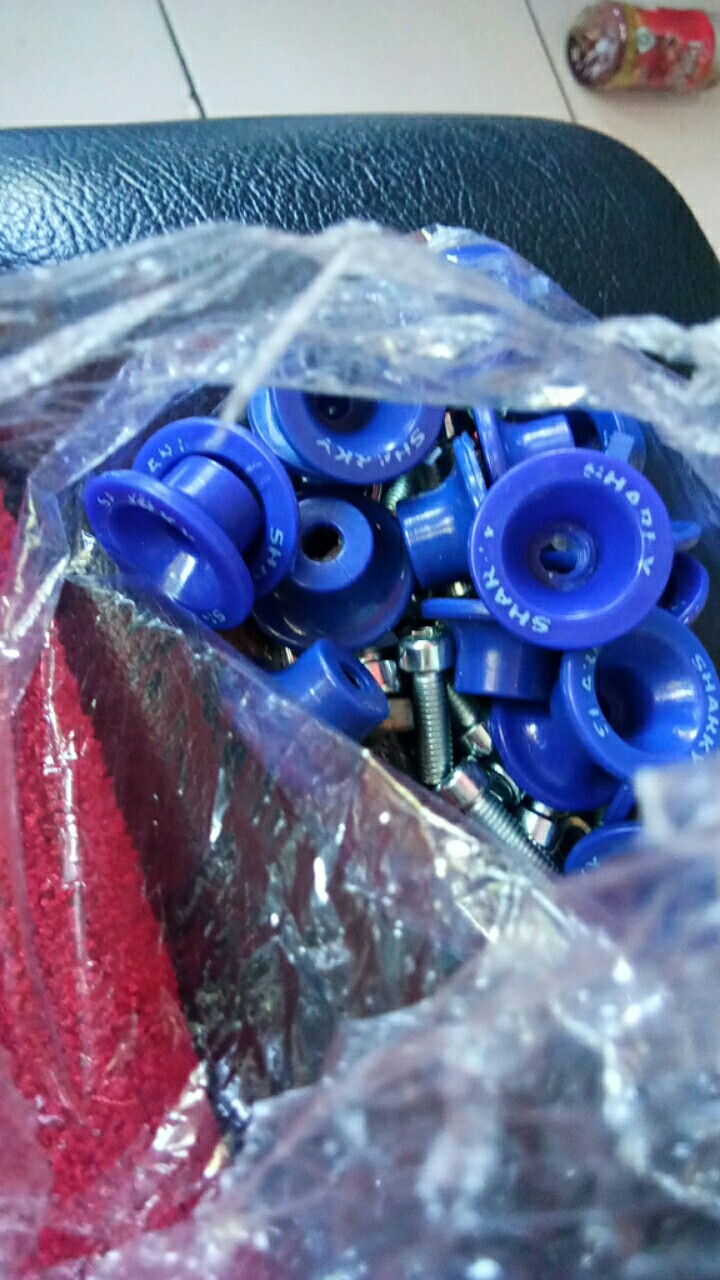 Kawat Botol Minum Sepeda Motor