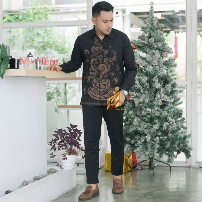 BAJU BATIK PRIA LAPIS FURING LENGAN PANJANG KOPI COKLAT