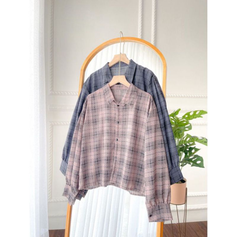 BLOUSE KEMEJA CROP TARTAN WANITA / KAMEJA TARTAN OVERSIZE / KEMEJA PUTIH POLOS / ATASAN KEMEJA KOTAK KOTAK BLOUSE CROP TOP OUTER OVERSIZE WANITA LENGAN PANJANG BALON MOTIF TARTAN PLAIN PLAID CROP