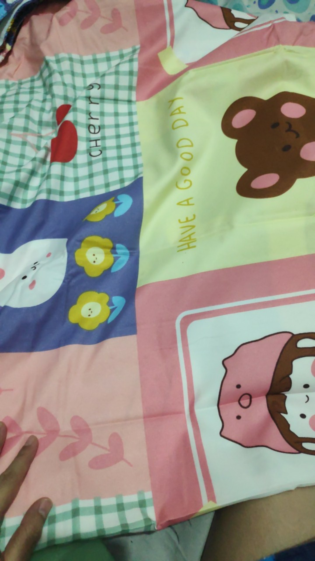 Kintakun Isthana - Sprei Kintakun Dluxe 160x200 - Caroline / Danielle / Spongebob Puzzle