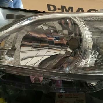 Lampu Besar Lampu Depan Headlamp Kijang Innova 2012-2015