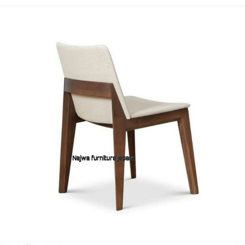 KURSI MAKAN JATI BANTALAN