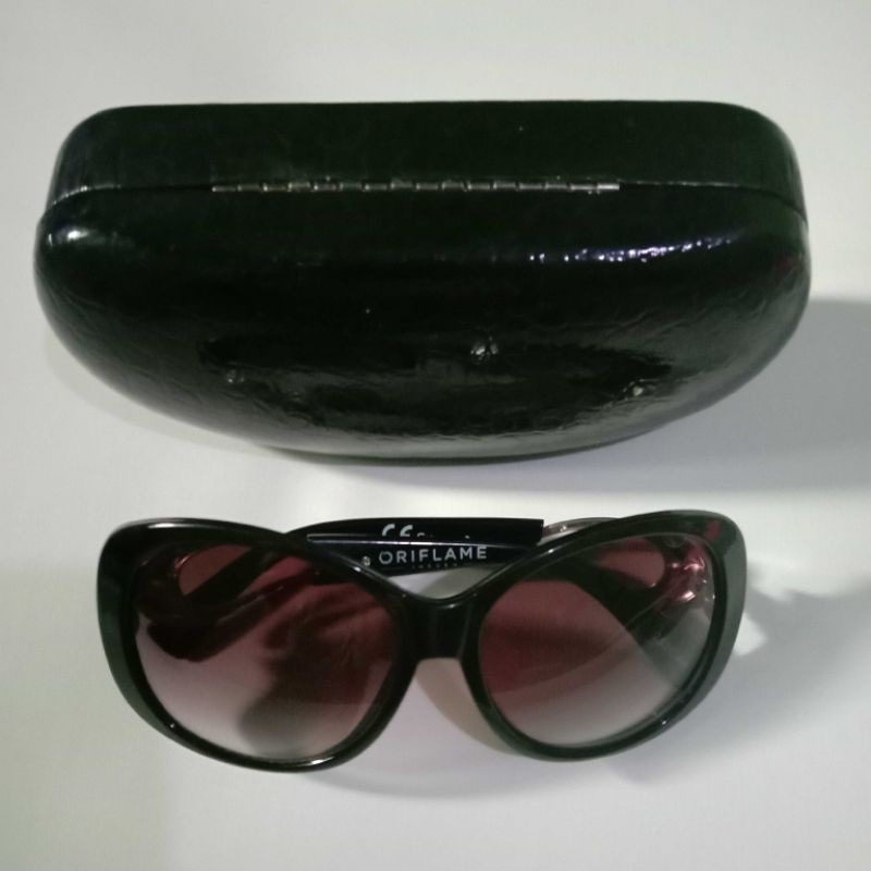 kacamata oriflame