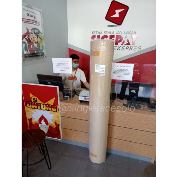 

Kardus Lembaran Single Face roll single face corrugated / Single Face Uk 160 cm x 17 m 10 kg