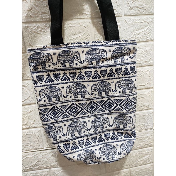 totebag kanvas lapis furing tas jinjing tebal motif abstrak plus resleting