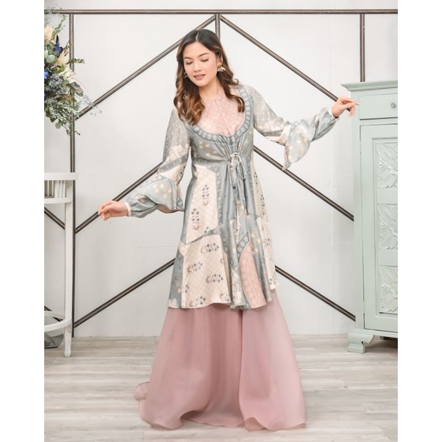 Rafflesia Tunik In Cupcakes Wearing Klamby [NEW & ORIGINAL]