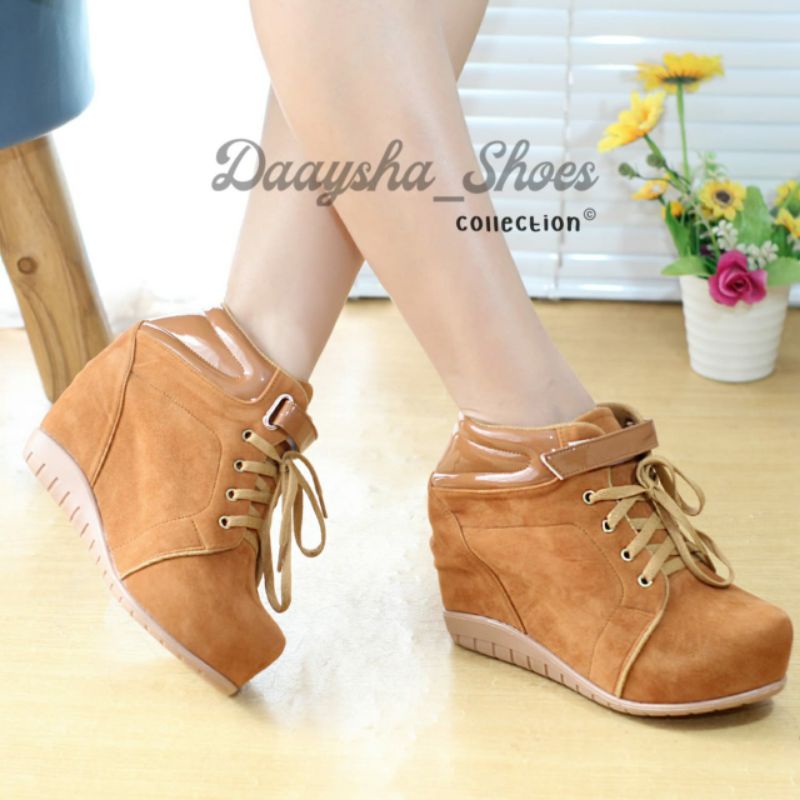 sepatu boots wedges bkr 17