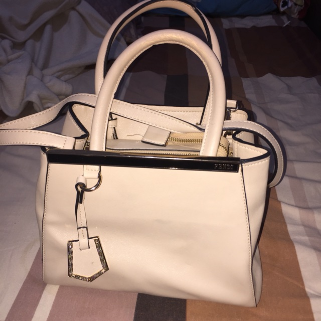 Preloved tas fendi premium