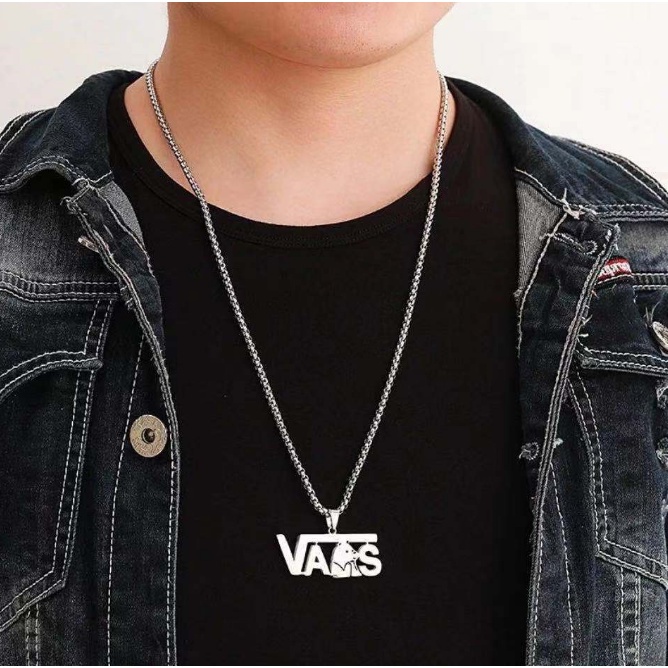 Kalung Rantai Panjang Titanium Liontin Tulisan Vans BEAR Gaya Hip Hop Dance Pria Wanita GAYA KOREA KLG34