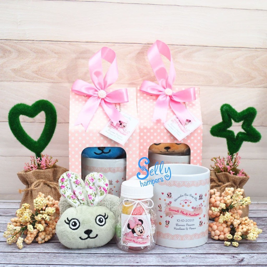 Souvenir Baby Born Hampers