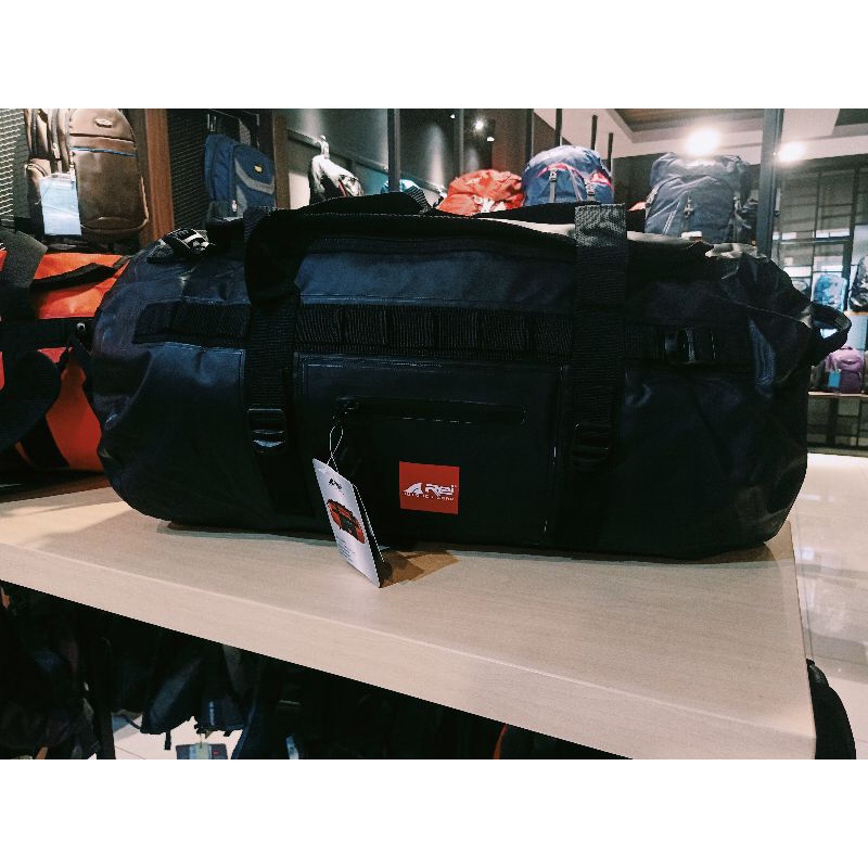 Tas Ransel Pakaian Pria DRY BAG REDCUBE AREI OUTDOORGEAR - Tas Travelling REI DRY BAG REDCUBE - Tas 