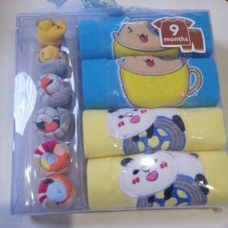 4in1 Setelan Oblong Pendek + Kaos Kaki Bayi - Gift Set Baby Lovelle Cart's