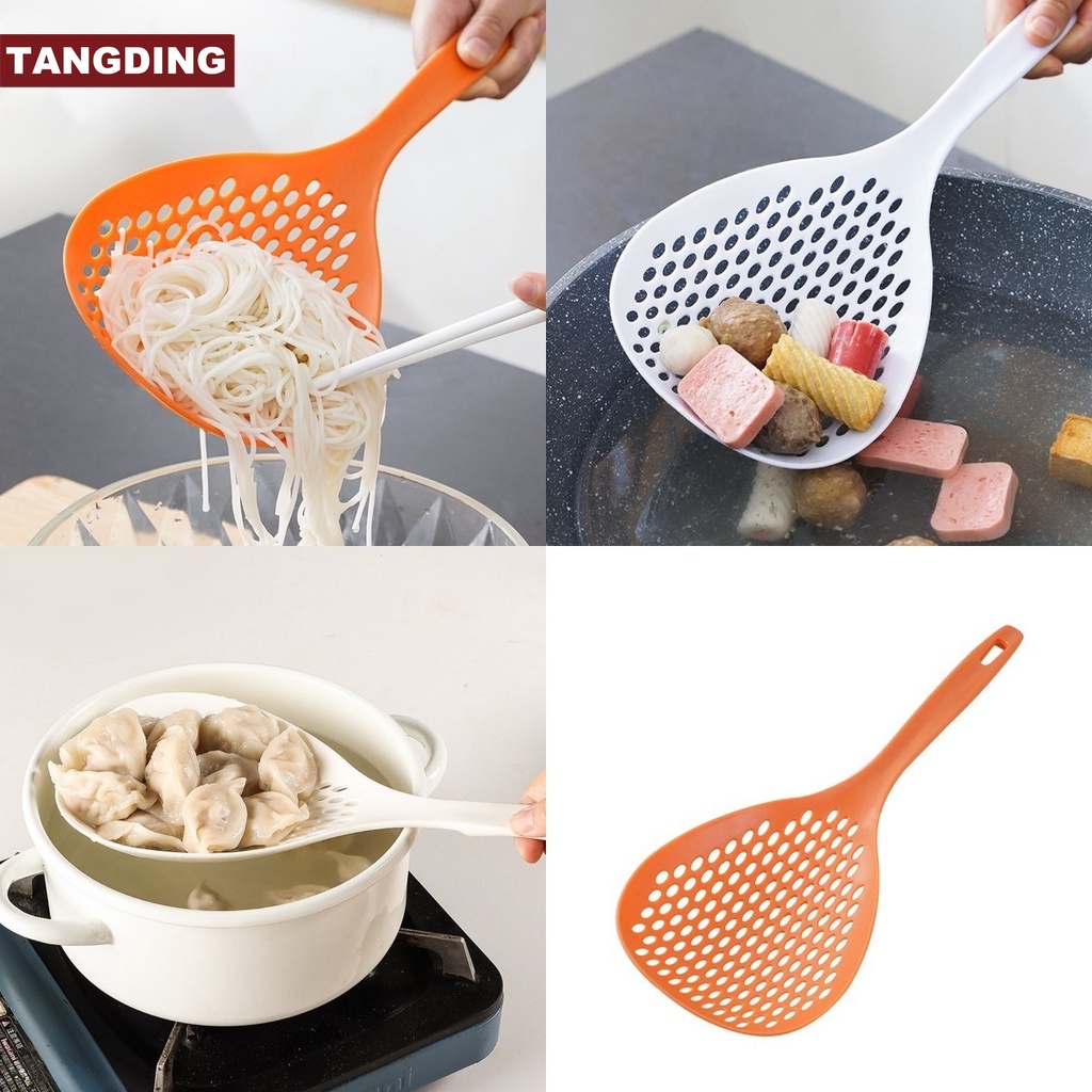 【COD Tangding】Large Slotted Kitchen Long Handle Plastic Scoop Noodles Household Hot Pot Dumplings Drain Filter Soup Spoon