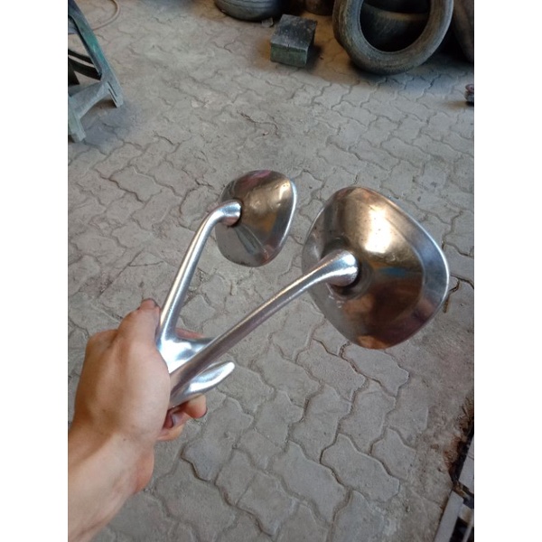 Spion Tanduk Corolla KE30