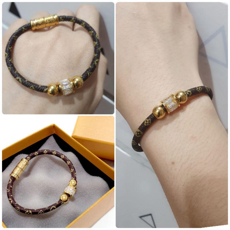 Gelang elv Kulit Kombinasi Titanium Bukaan Magnet Anti karat Gelang branded band bahan  Quality D826