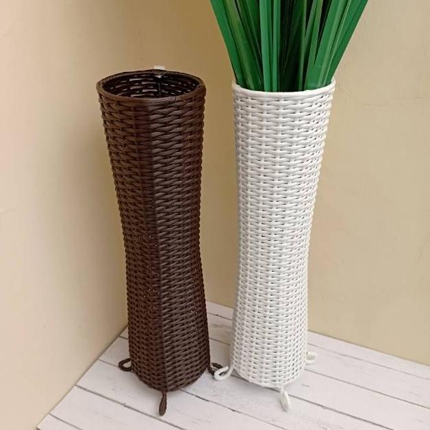 POT ROTAN TINGGI VAS BUNGA SUDUT