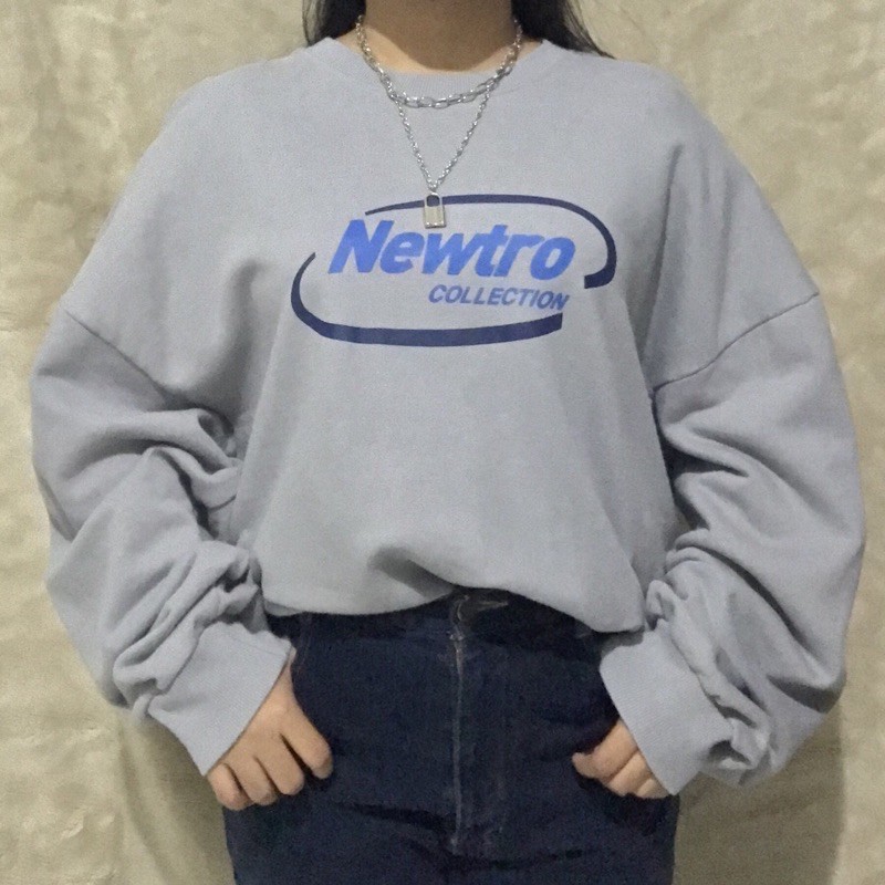 Newtro Crewneck