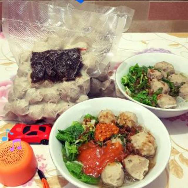 

Bakso sapi premium halal 100%