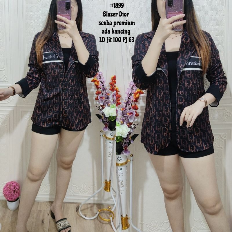 Blazer Dior hitam 1899