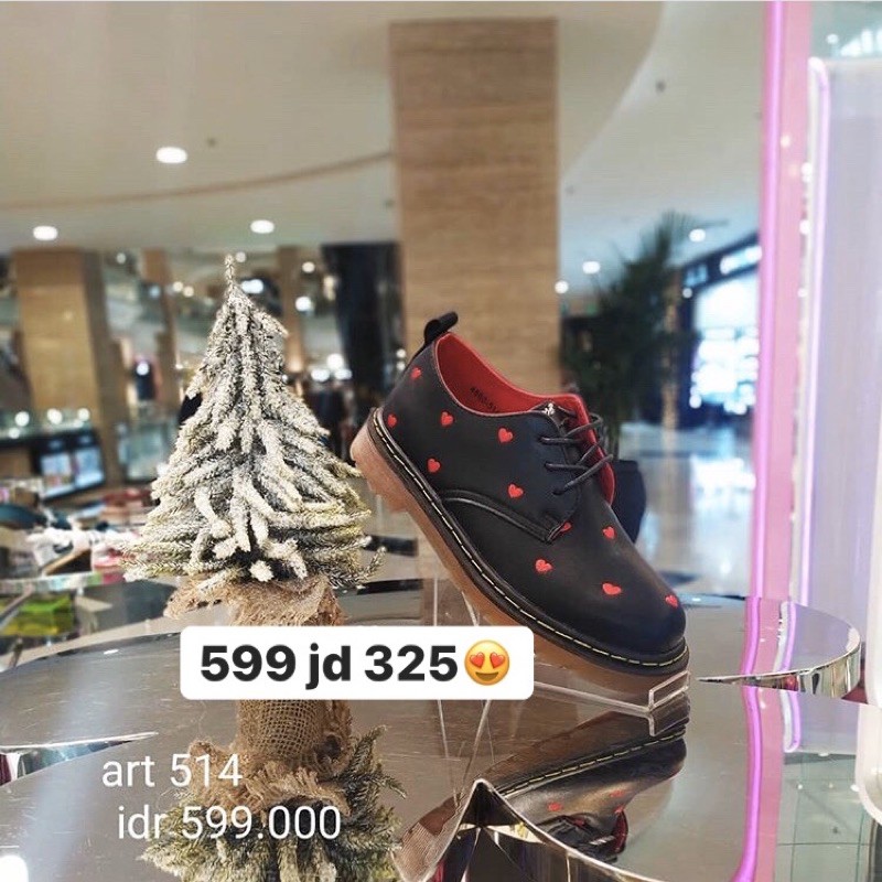 sepatu ankle boots GOSH ART 514