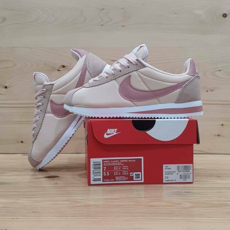 NIKE Cortez Nylon Silstone Red