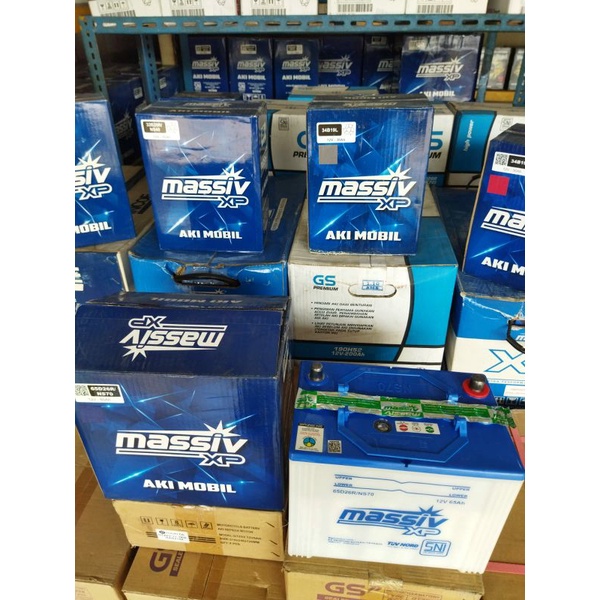 AKI BASAH MOBIL VOLVO 244 NS70 MASSIV XP