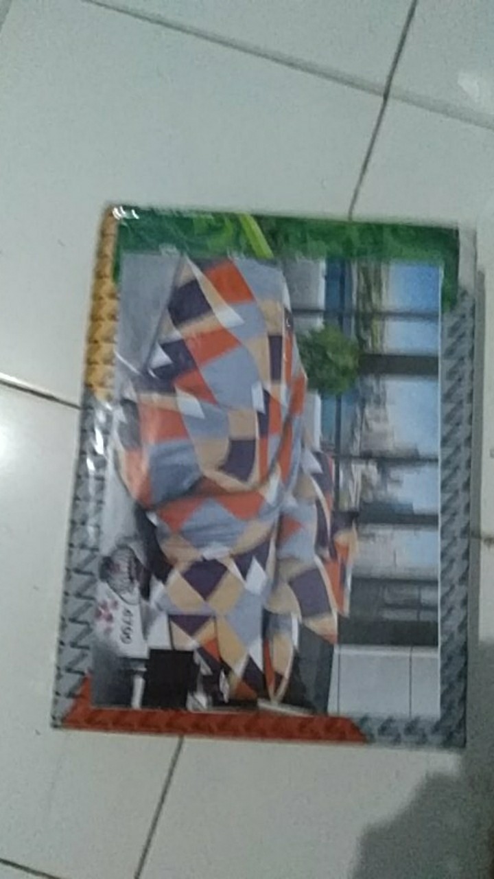 Sprei Louvre Karakter Ukuran 180 X 200 - Part Dua