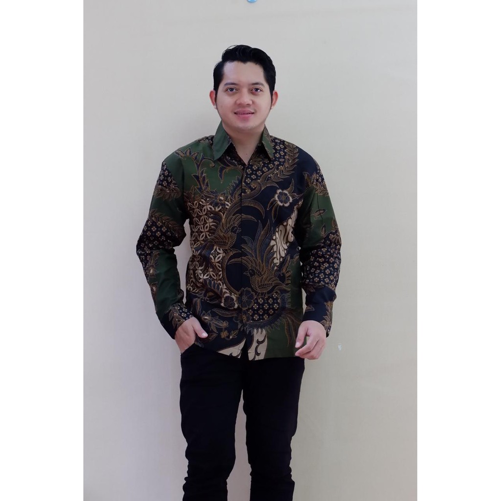 ATASAN MODERN DEWAWANGSA HIJAU BATIKSOLOAMANAH KEMEJA BAJU BATIK PRIA SOLO LENGAN PANJANG PENDEK FULL FURING KATUN HALUS GITARJA DANURDARA SAWUNG SAR  SAWUNG SAR  KAMULYAN PARAMARTA KAMANDANU WIKRAMA SINGA SOGAN BIANTARA KAWUNG ROGO DEWANGGA SM KLA UKAIL