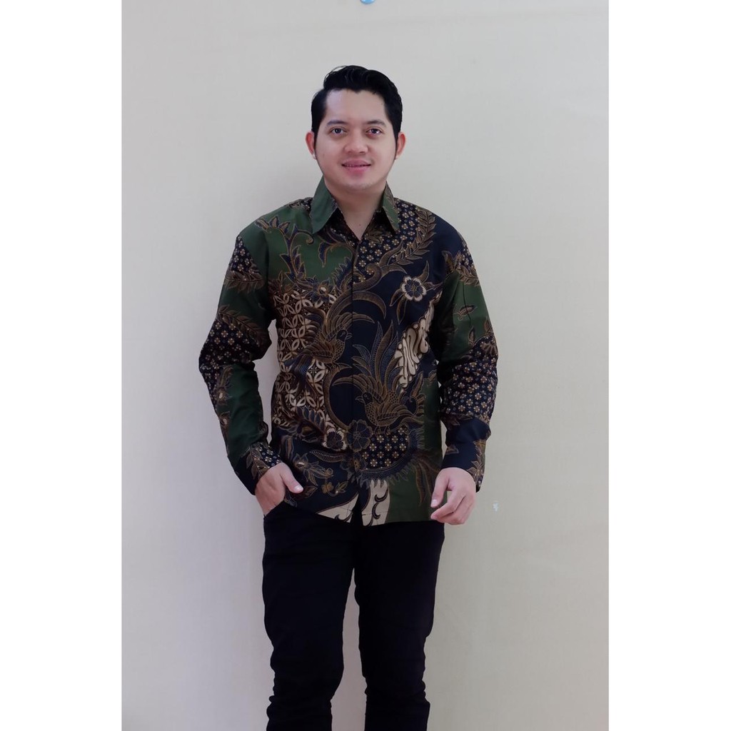 ATASAN MODERN DEWAWANGSA HIJAU BATIKSOLOAMANAH KEMEJA BAJU BATIK PRIA SOLO LENGAN PANJANG PENDEK FULL FURING KATUN HALUS GITARJA DANURDARA SAWUNG SAR  SAWUNG SAR  KAMULYAN PARAMARTA KAMANDANU WIKRAMA SINGA SOGAN BIANTARA KAWUNG ROGO DEWANGGA SM KLA UKAIL