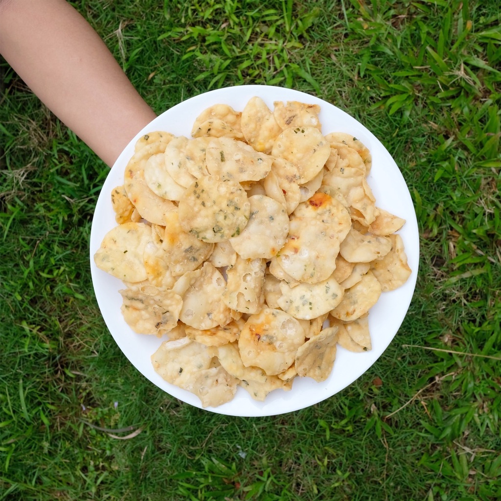 

KERIPIK BAWANG ORIGINAL PEDAS SNEK BAWANG OLEH-OLEH KERIPIK PANGSIT SNACK CEMILAN MAKANAN RINGAN