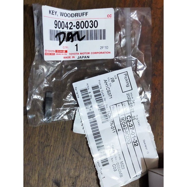 Spi pulley Spi poli Spi krek as as kruk  / Key woodruff xenia 1000cc ori Asli Daihatsu