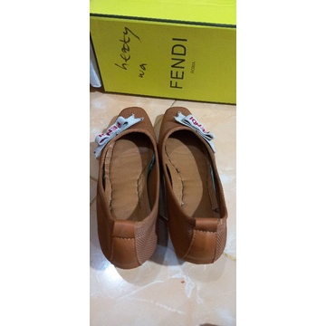 sepatu fendi preloved