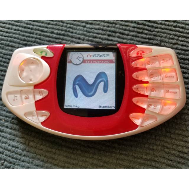 Nokia N-Gage Klasik Merah putih Keypad Trans putih