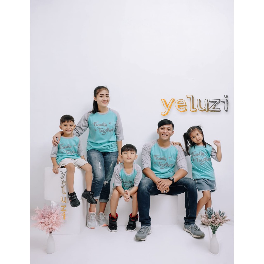 Kaos couple sarimbit keluarga Family Together  Tska yeluzi