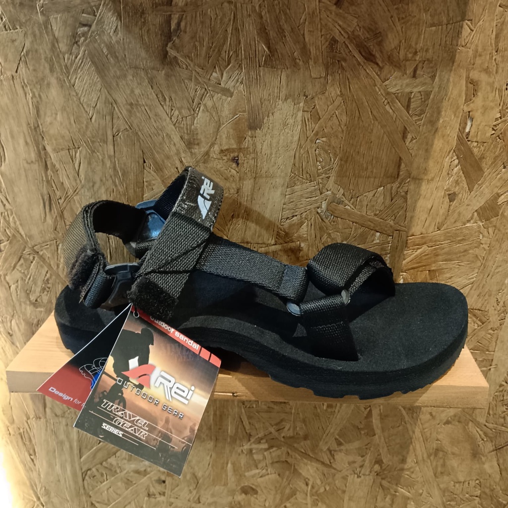 SANDAL GUNUNG TREKKING REI GARUK TALI PALANG AREI OUTDOORGEAR 100% ORIGINAL