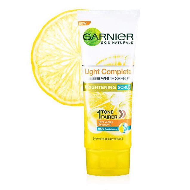 GARNIER Light Complete White Speed Brightening Scrub