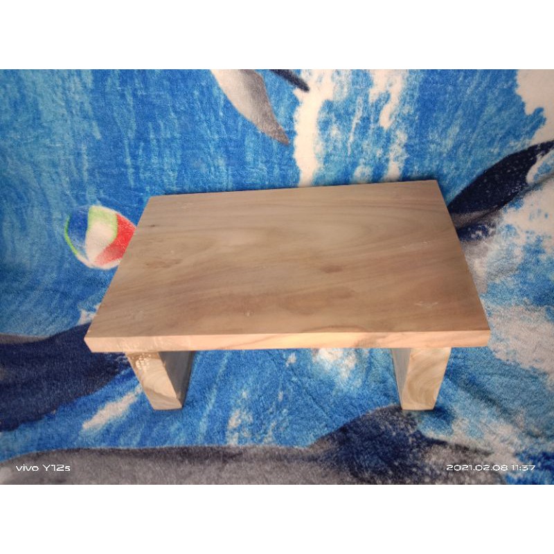 Dingklik atau jengkok kayu