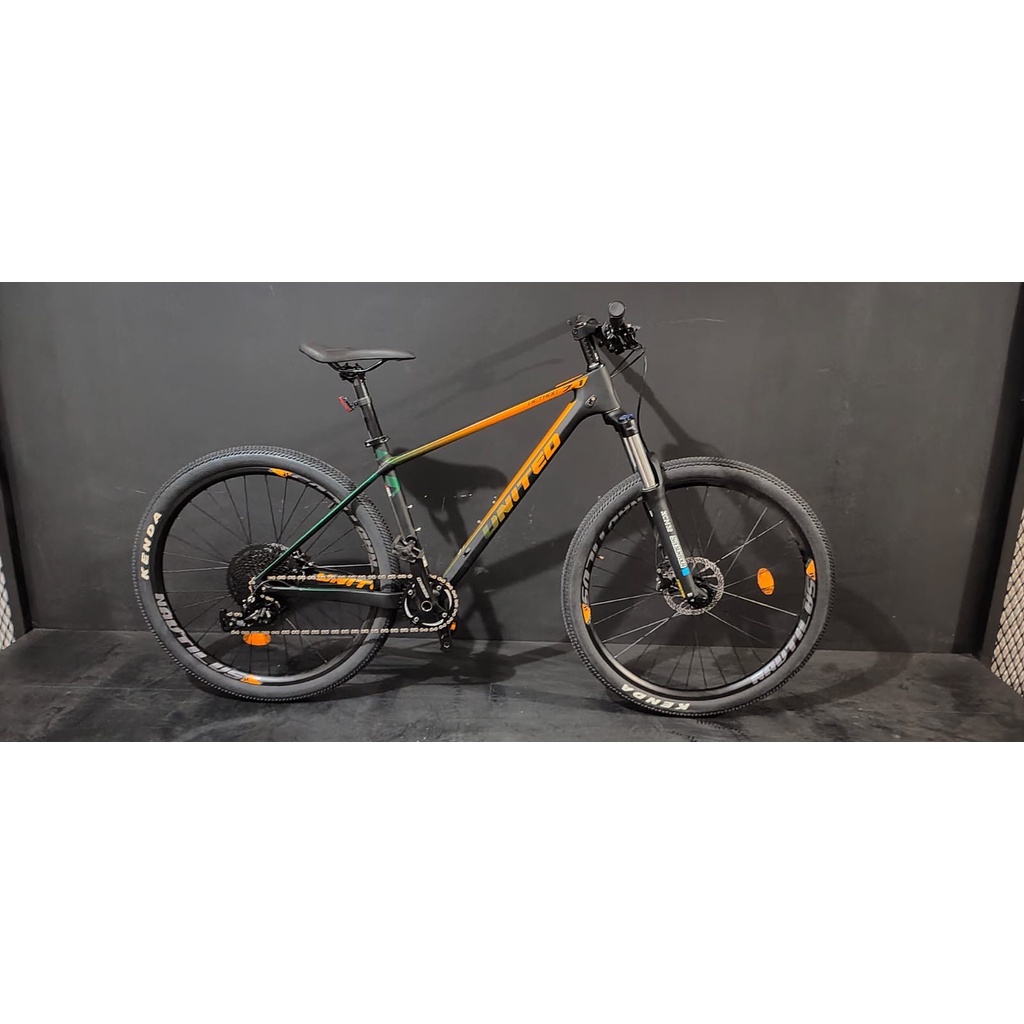 SEPEDA GUNUNG MTB UNITED 27.5 DAN 29 DETROIT 7.1 2020 CARBON