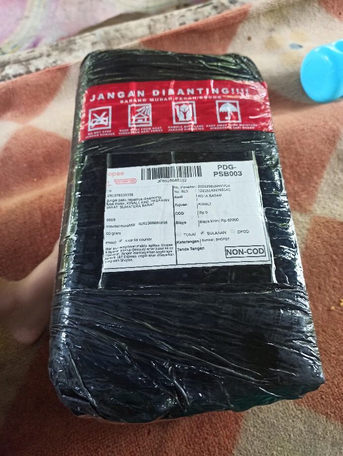 Dispenser Kantong Plastik Sampah Untuk Ditempel Didinding