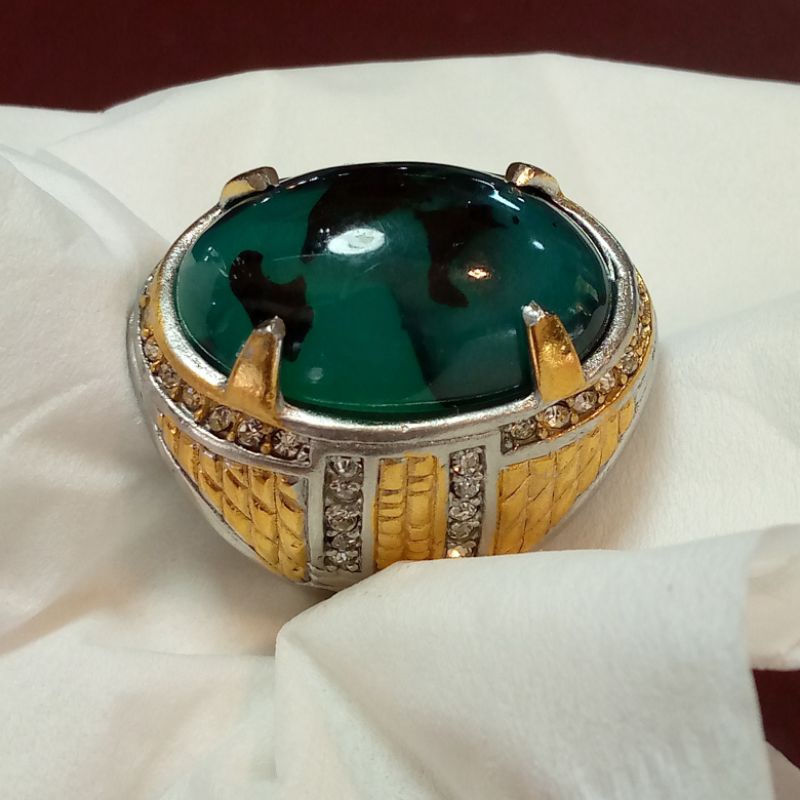 Batu cincin katilayu bacan